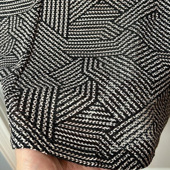 Dana Buchman, Women's L, waterfall front, black & cream knit jacket - Picture 12 of 12